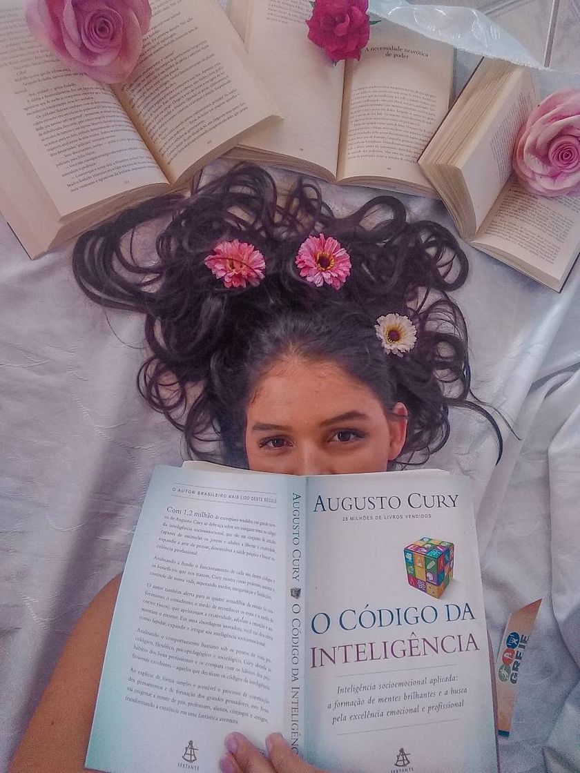 Fashion Inspiração de foto com livros