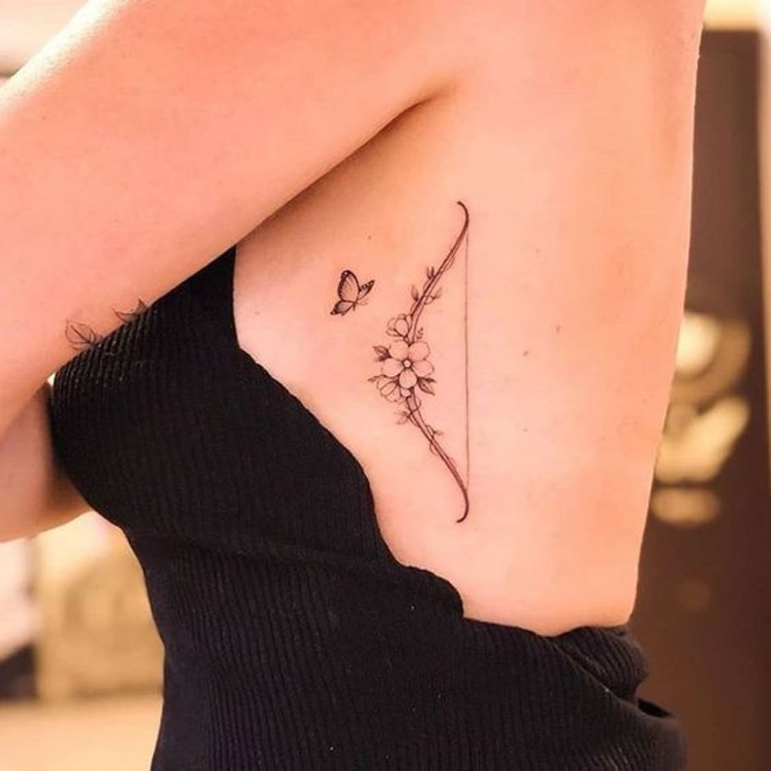 Social Tatuagem feminina