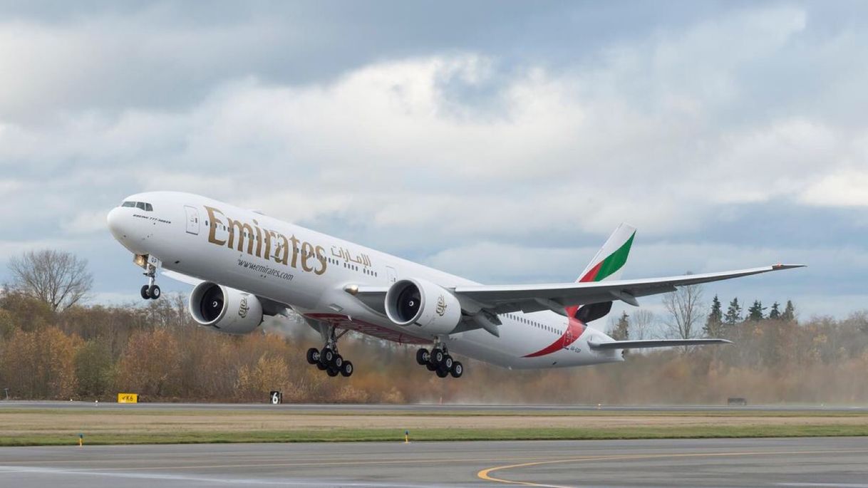 Moda Boeing 777-300 Emirates