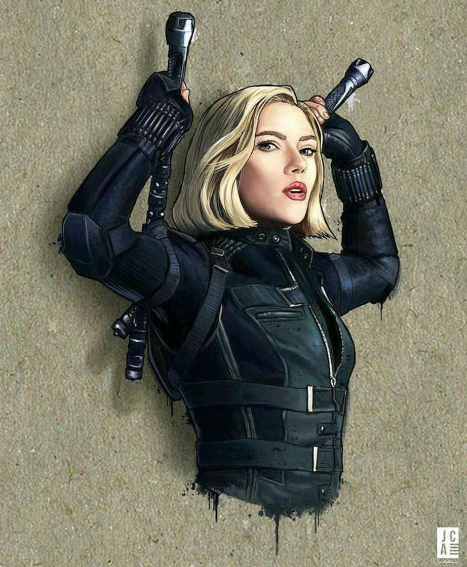 Moda Natasha Romanoff