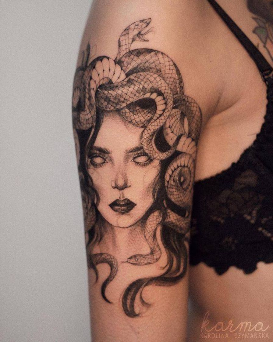 Fashion Tatuagem Feminina