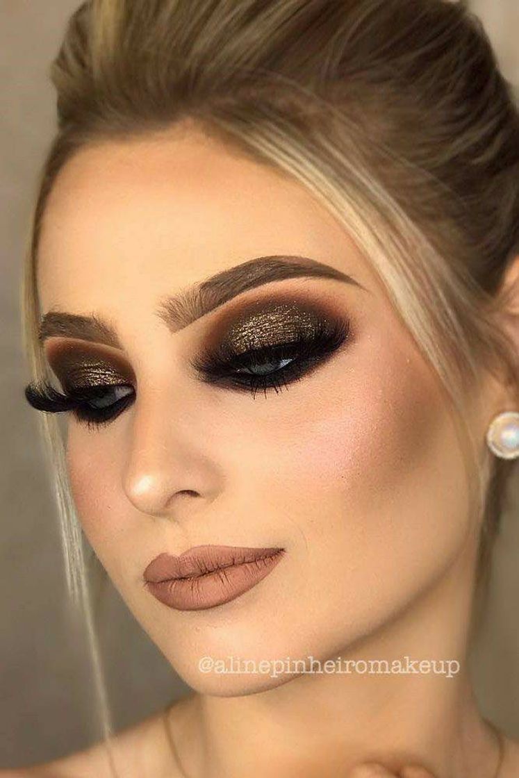 Fashion Smokey Glam