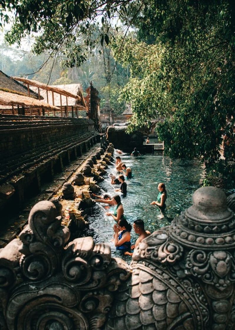 Lugar Pura Tirta Empul