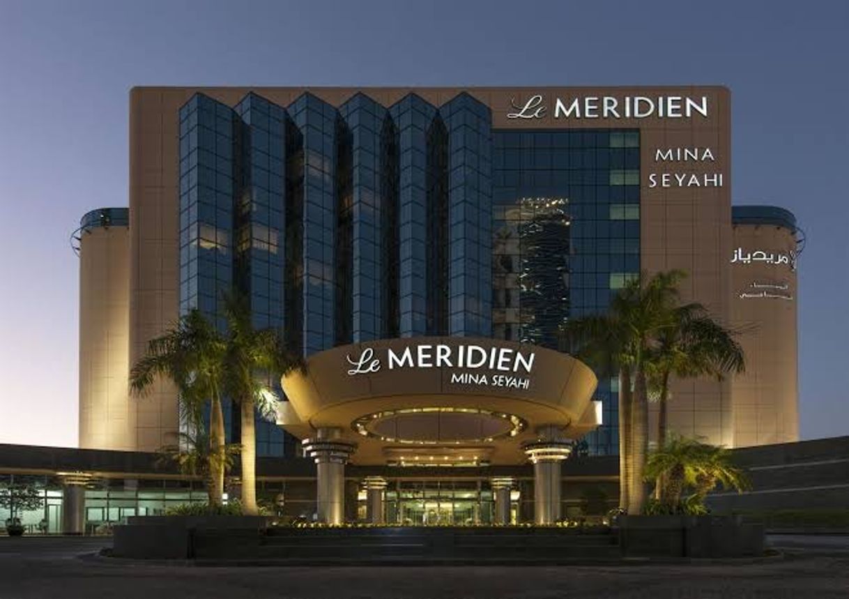 Lugar Le Méridien Dubai Hotel & Conference Centre