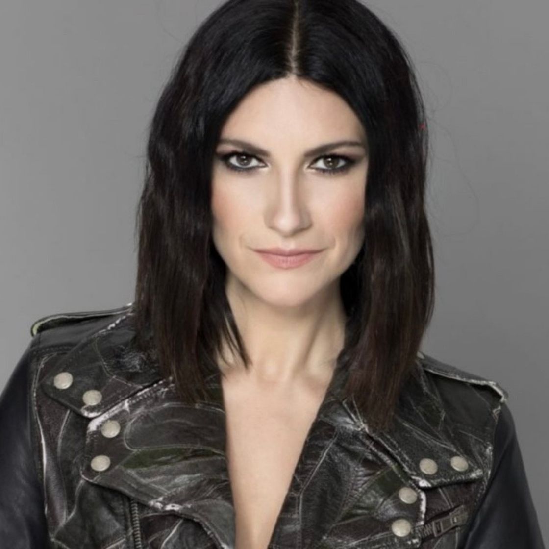 Fashion Laura Pausini