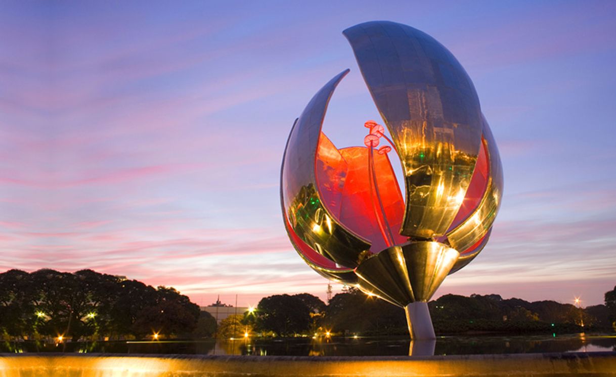 Place Floralis Genérica