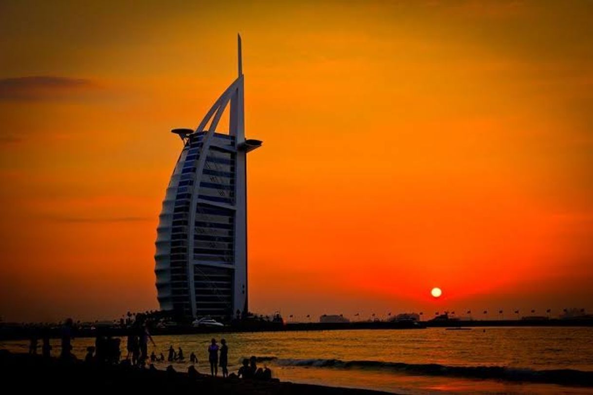 Moda Pôr do Sol em Dubai 