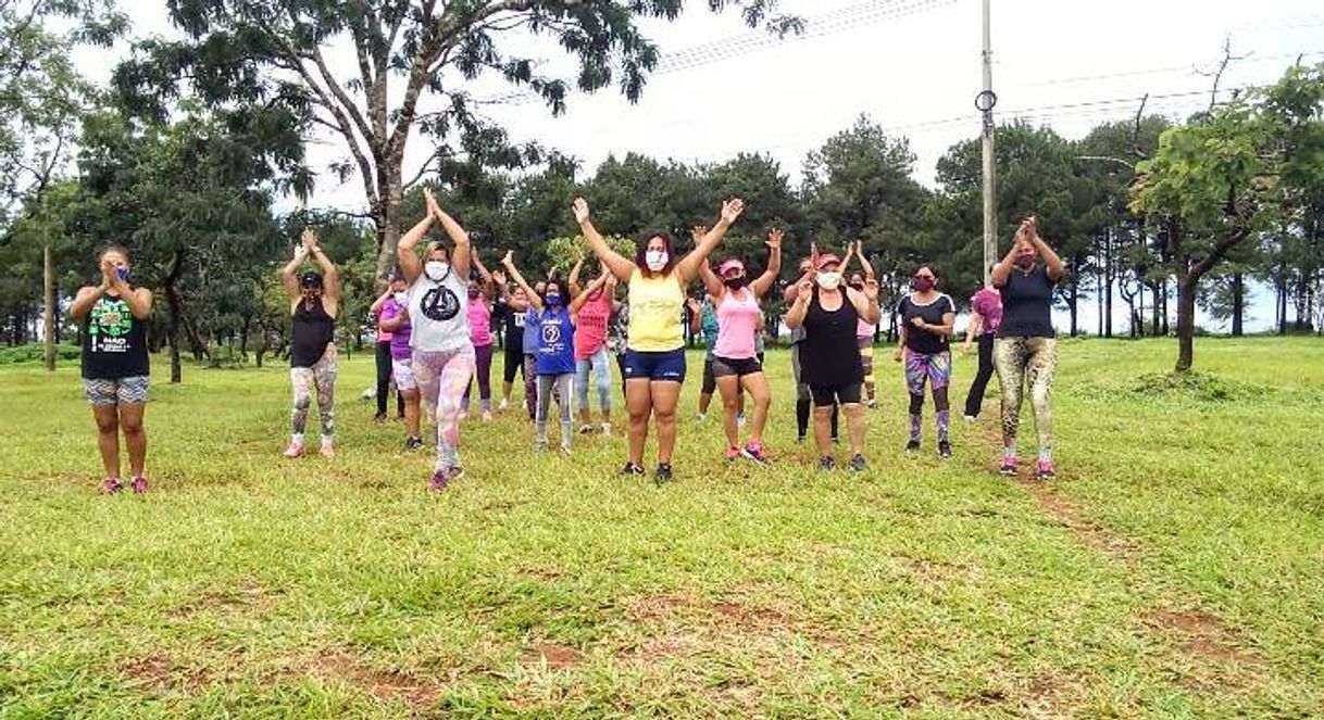 Moda Coreografia de dança para exercitar o corpo e a mente.