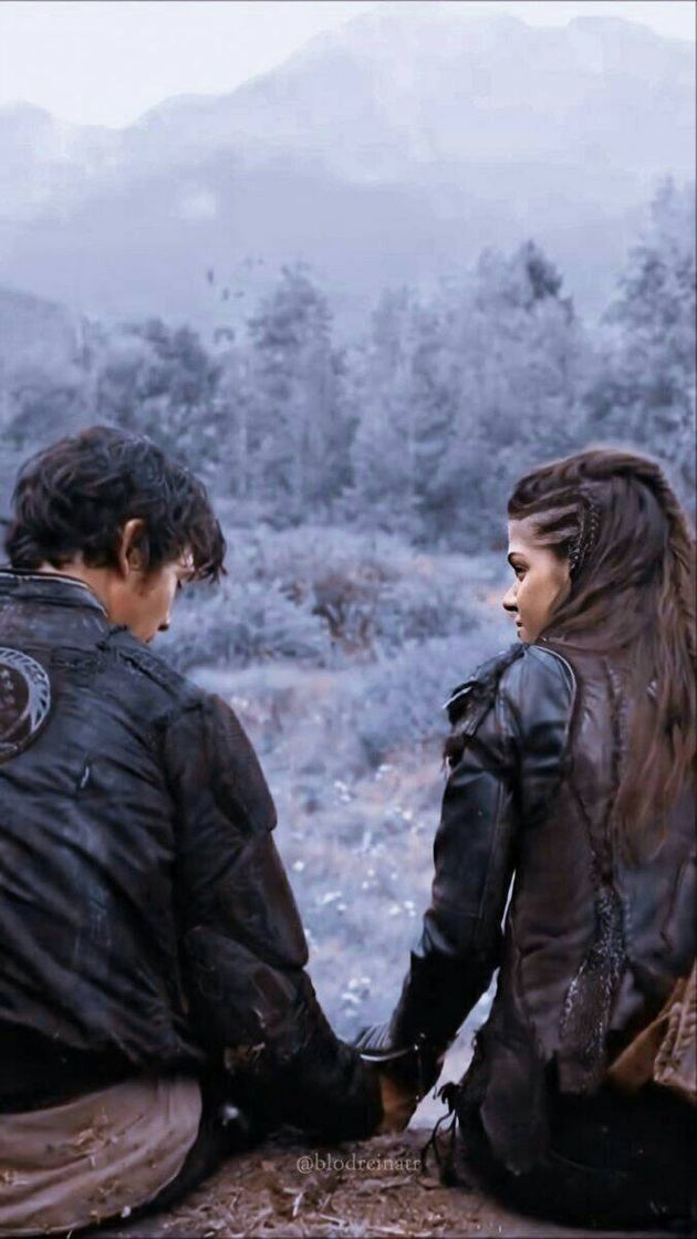 Fashion Octavia and Bellamy