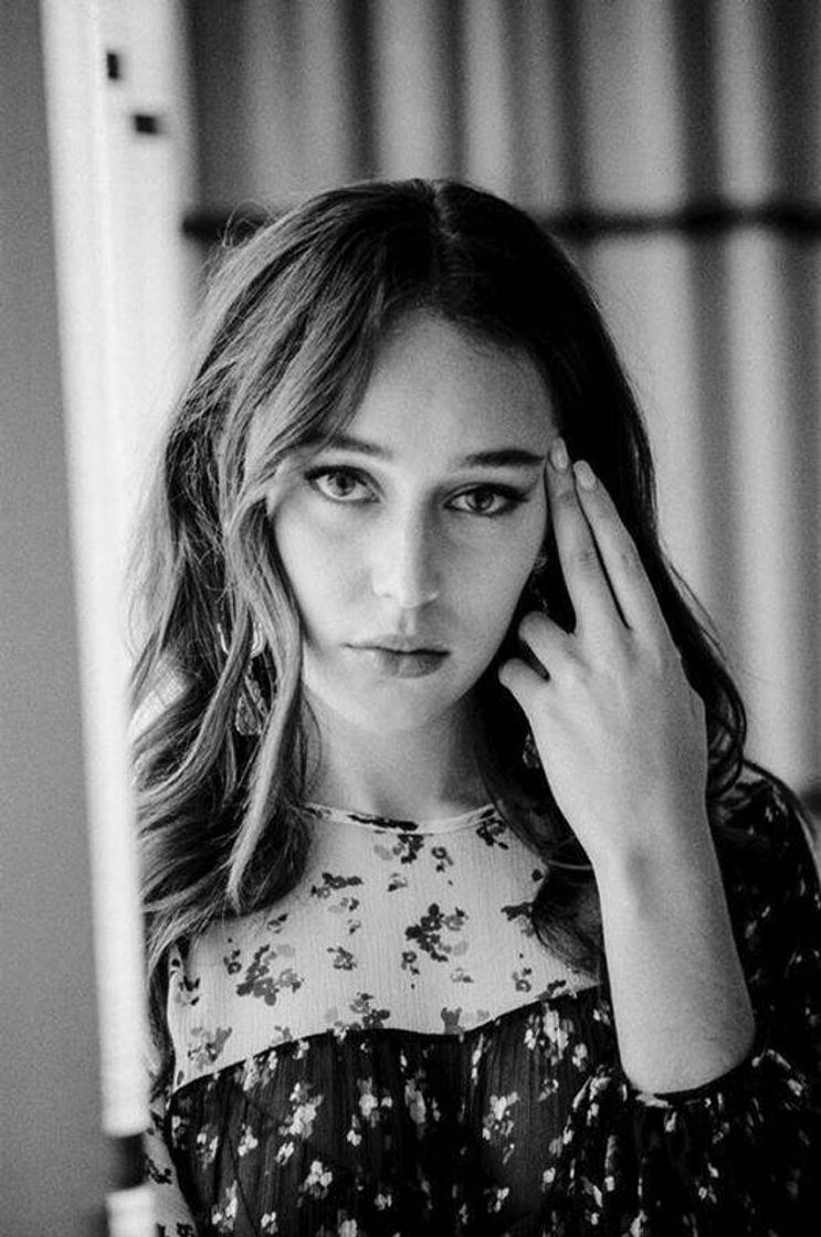 Fashion Alycia Debnam Carey 