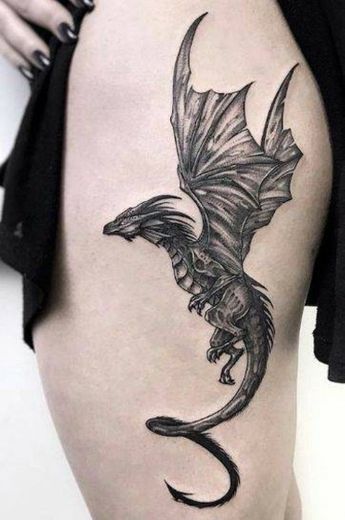 Tatuagem de Dragão feminina