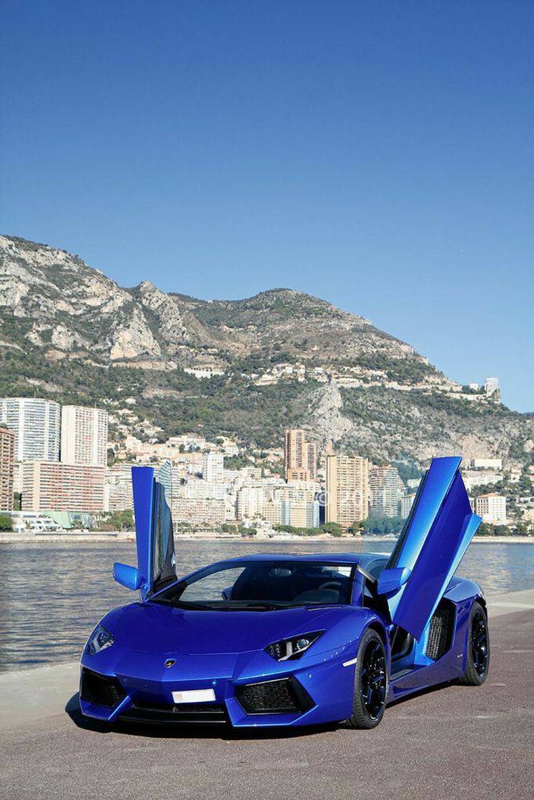 Moda Lamborghini Aventador LP700-4 2012

