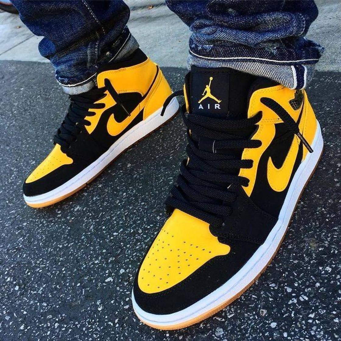 Fashion Jordan Mid amarelo / preto 🖤💛