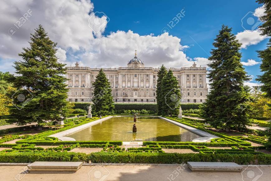 Lugar Jardines de Sabatini