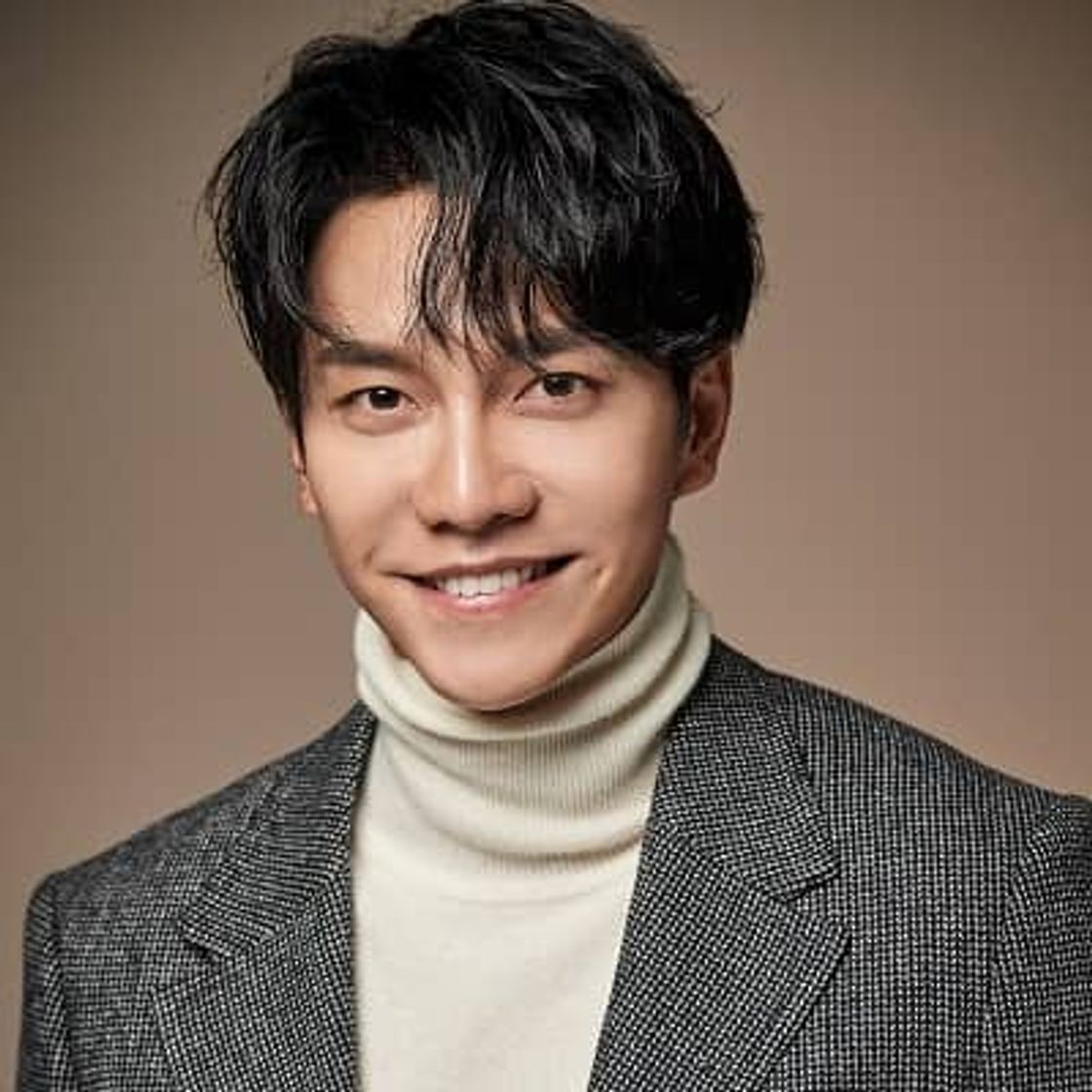 Social Lee Seung-gi 