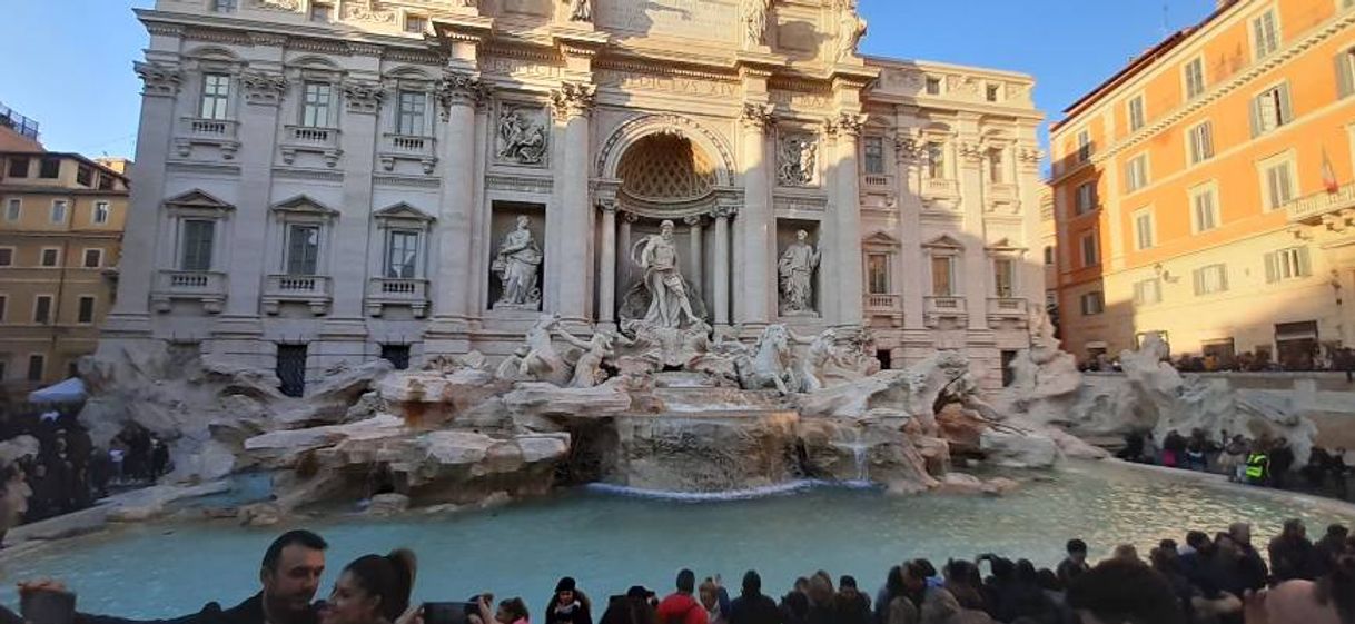 Lugar Fontana di Trevi