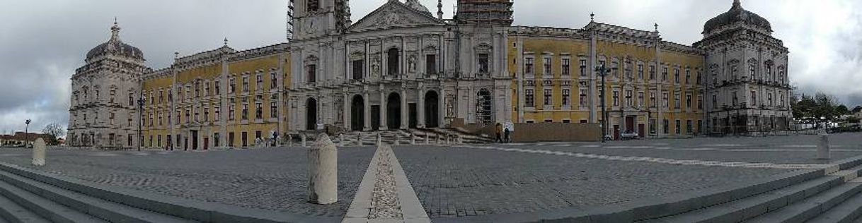 Lugar Mafra National Palace