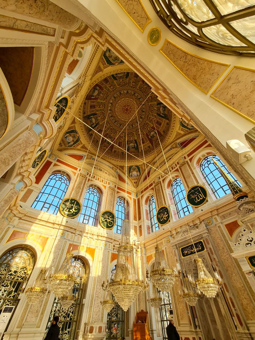 Place Ortaköy Mosque