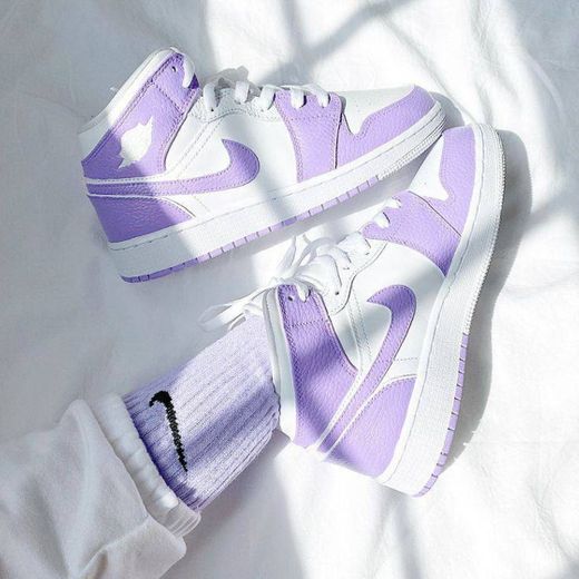 NIKE 💜