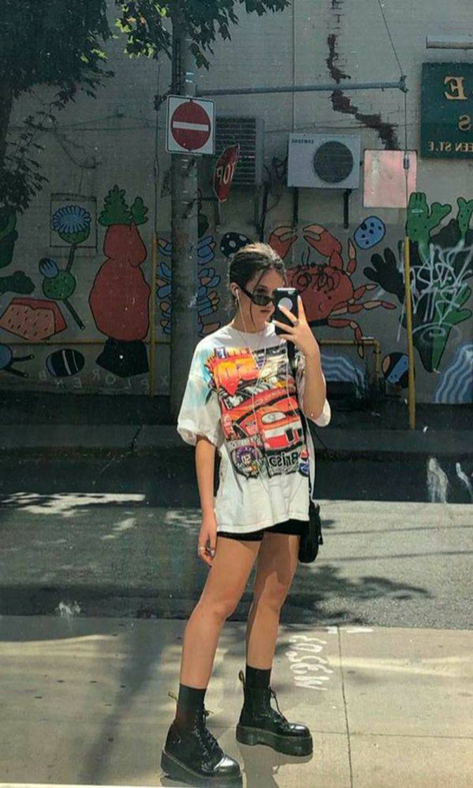 Social Cool girl