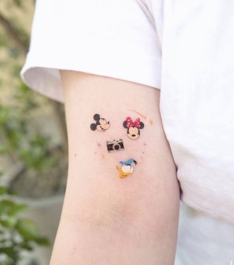 Fashion Tatuagem colorida Disney 