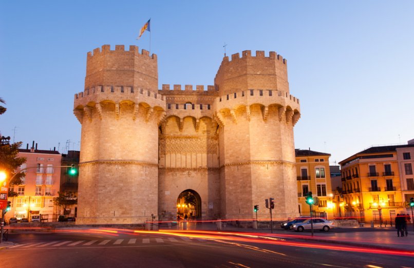 Place Torres de Serranos