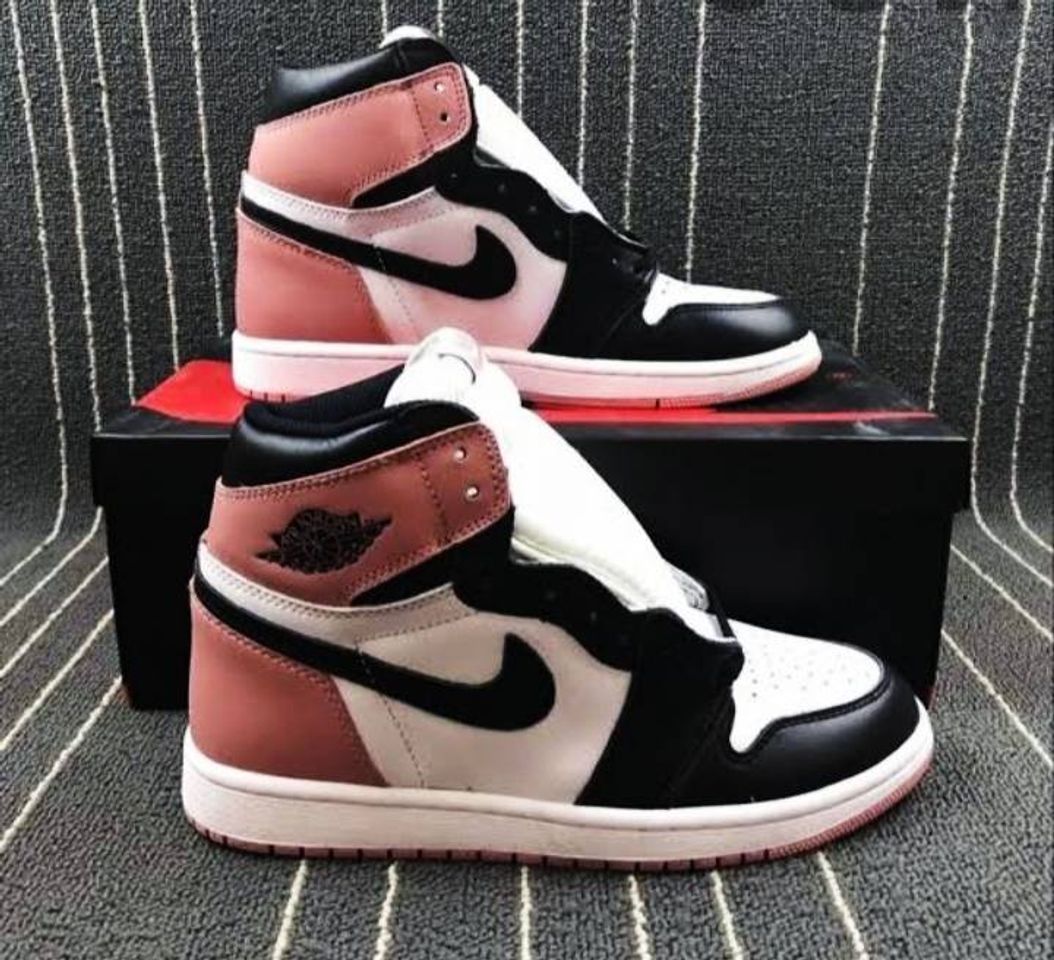 Producto Nike Air Jordan 1 Retro High OG 'BRED Toe'