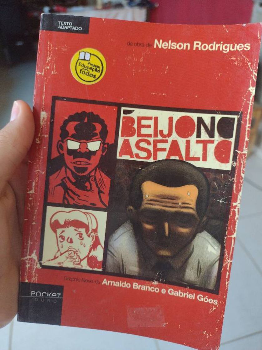 Books O beijo no asfalto 