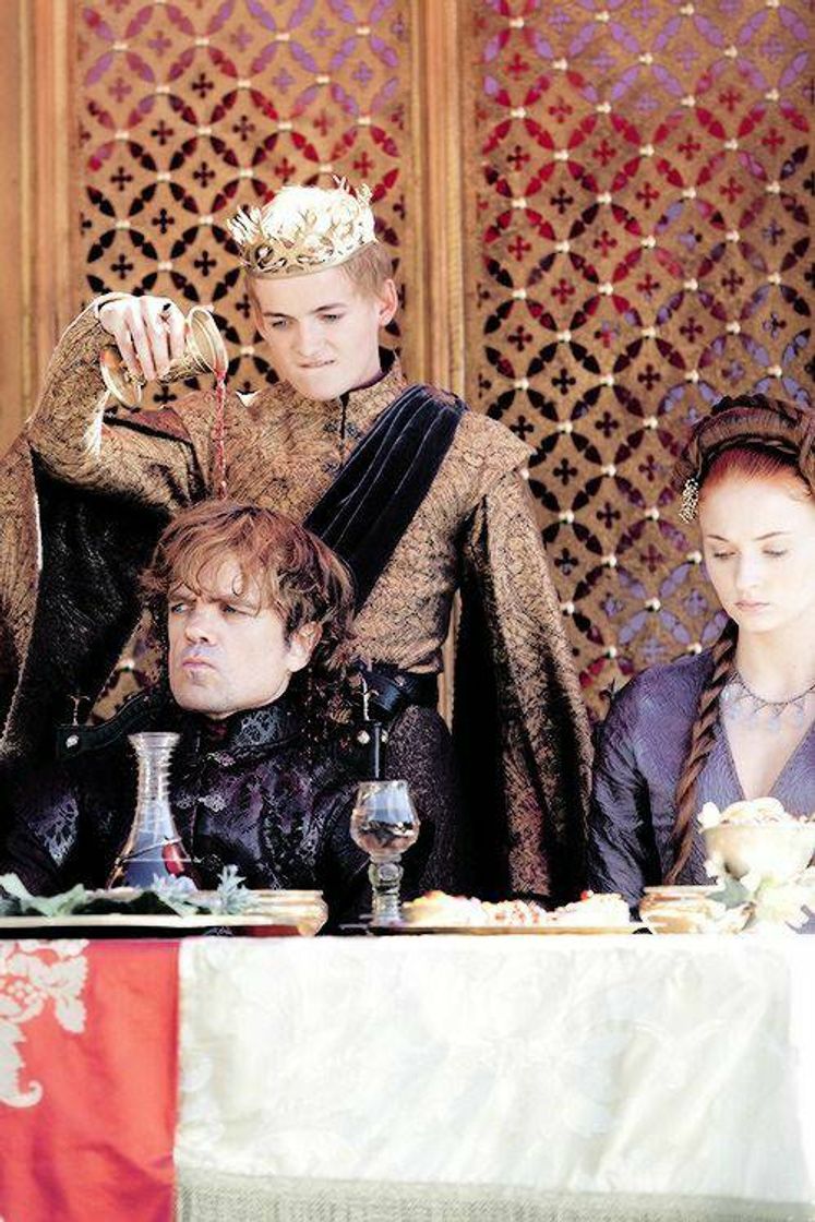 Moda Tyrion no casamento de Joffrey