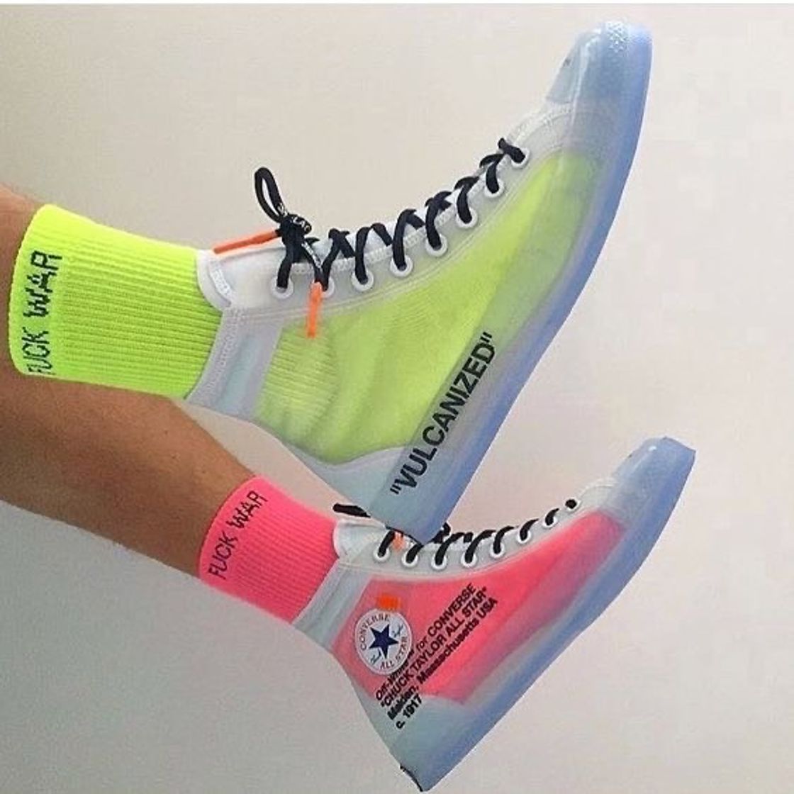 Moda all star neon.