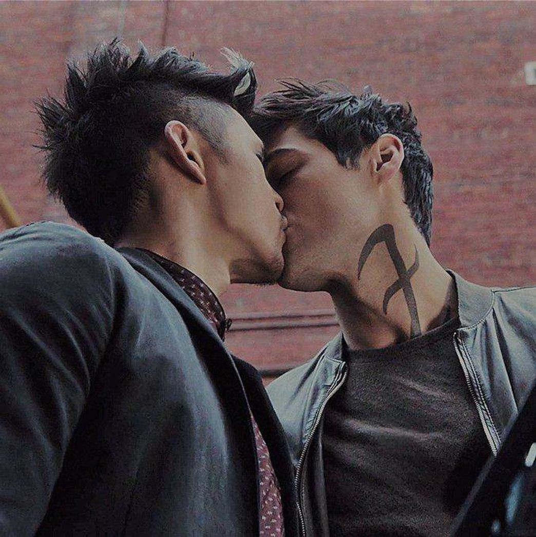 Serie Cazadores de sombras