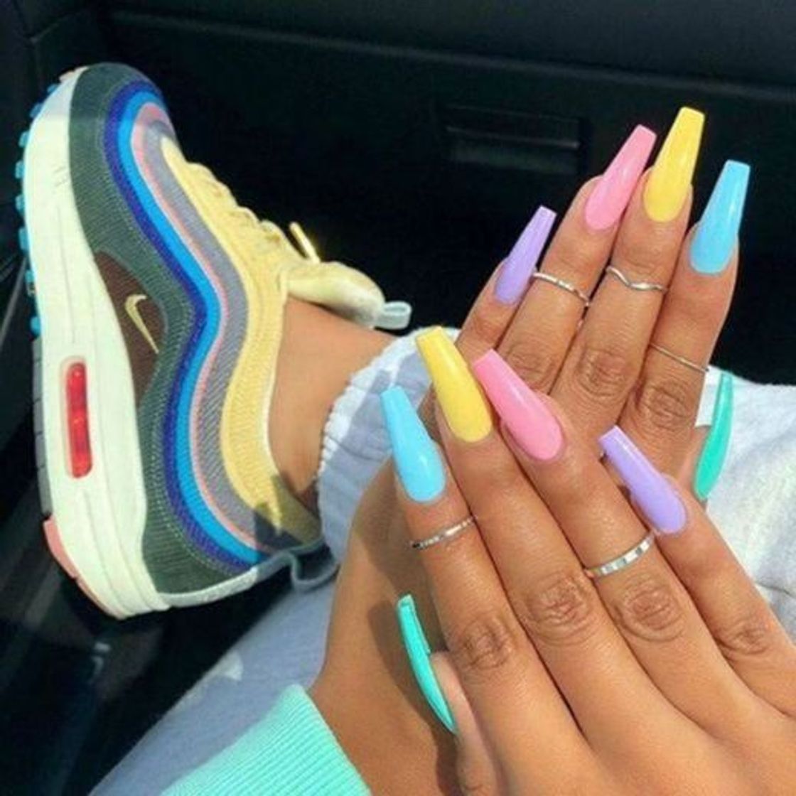 Moda Unhas coloridas 