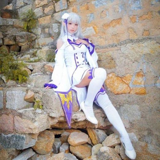 COSPLAY EMILIA