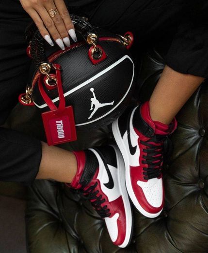 Air Jordan 1 vermelho