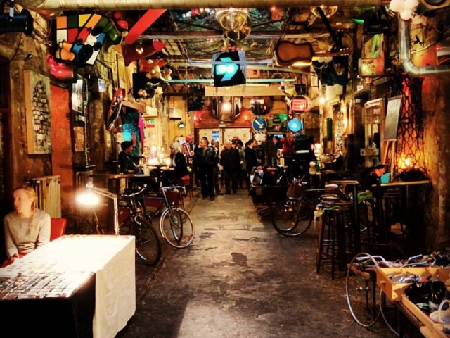 Lugar Szimpla Kert