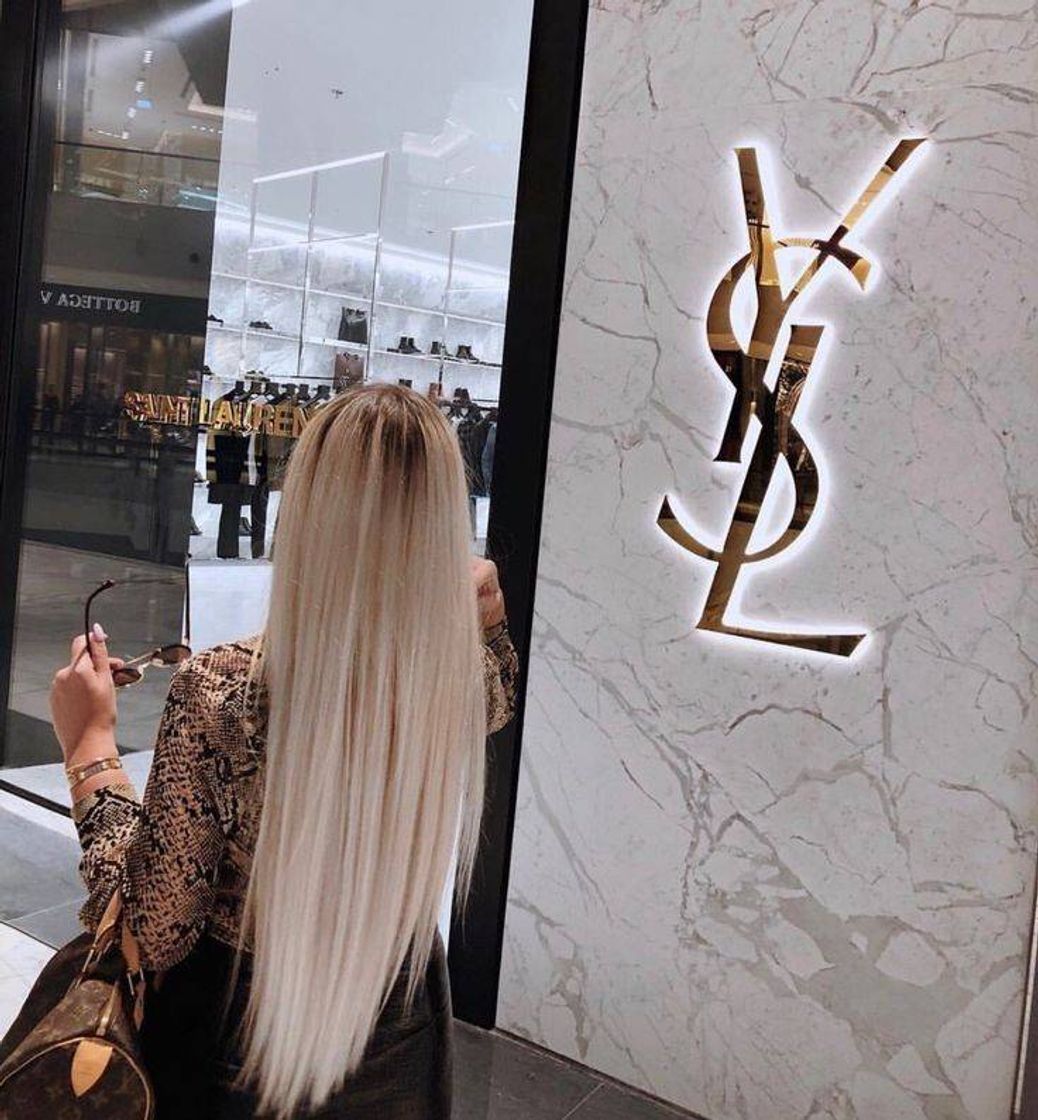 Social YSL.