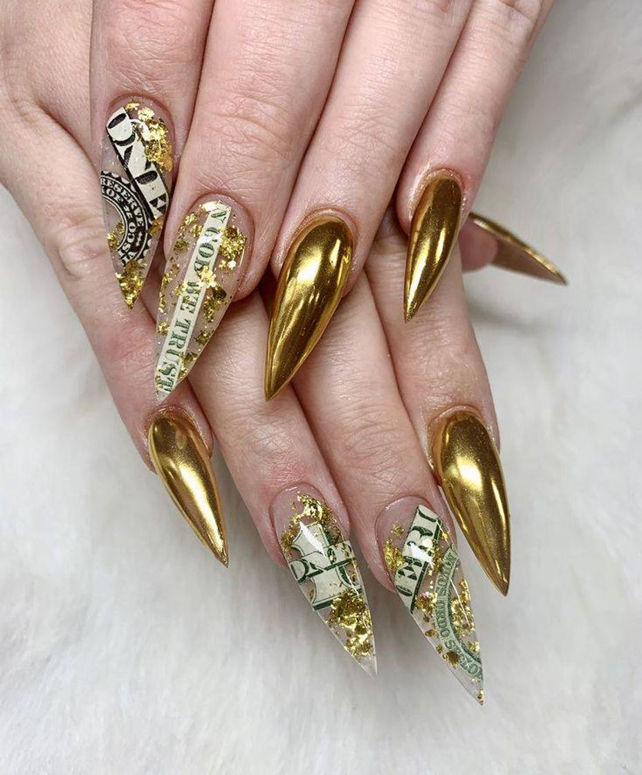 Fashion golden nails