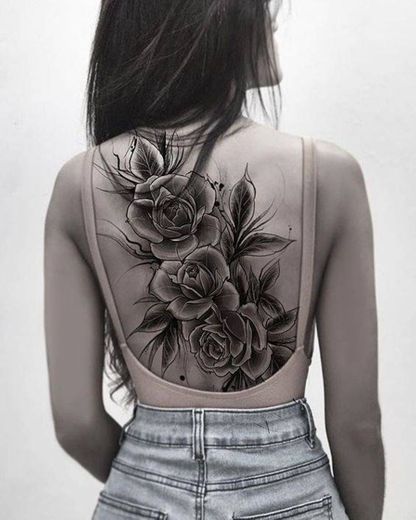 Tatuagem nas costas 😍🖤