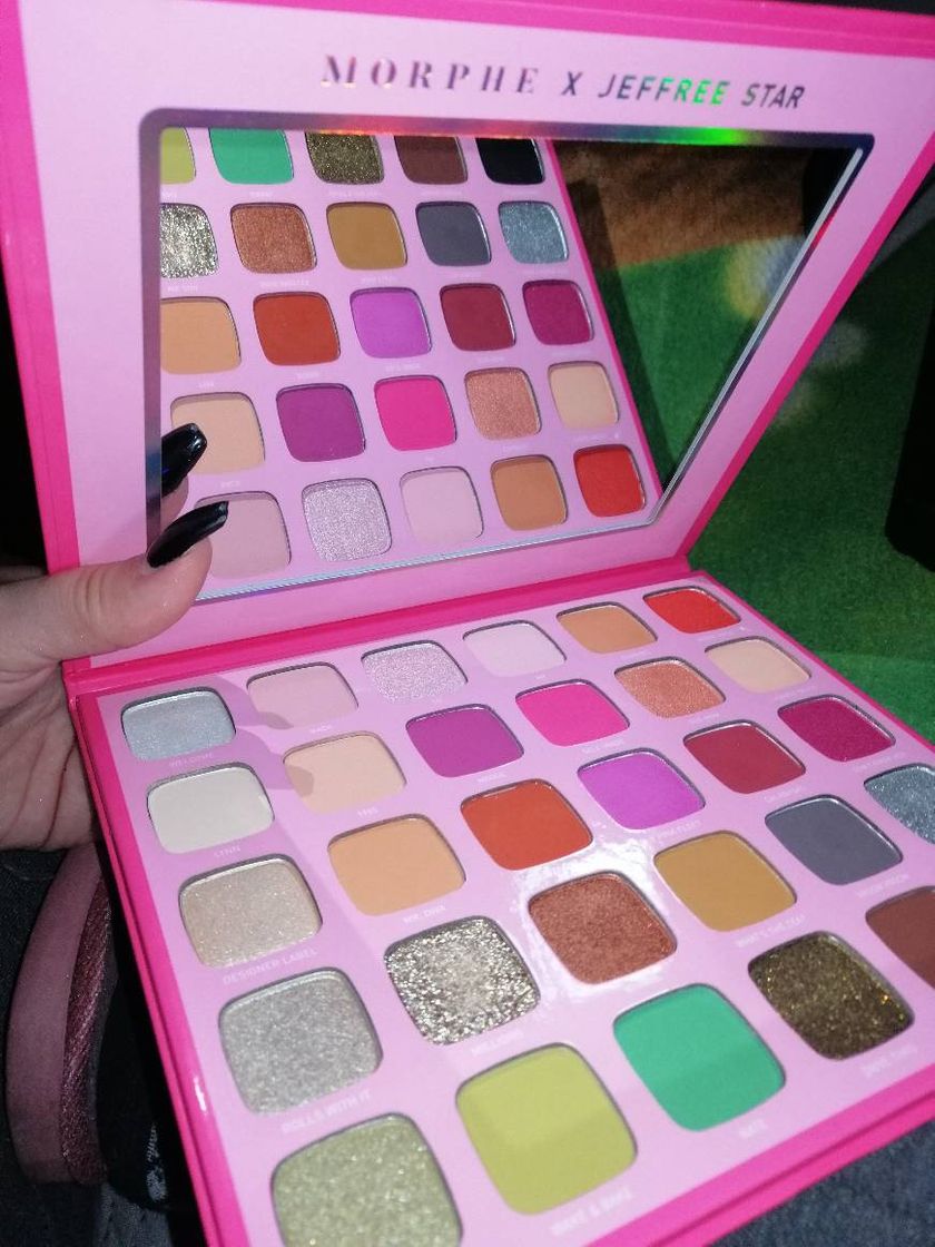 Products THE JEFFREE STAR ARTISTRY PALETTE