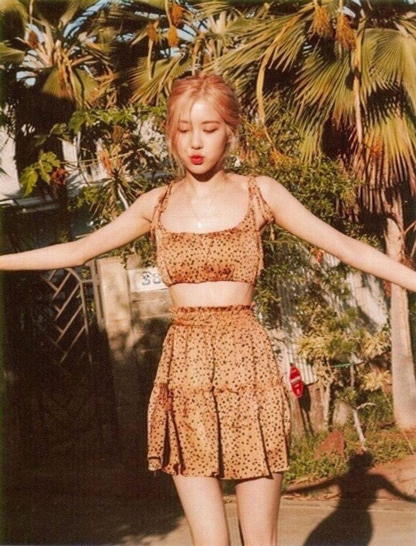 Social Rosé fashion 💖