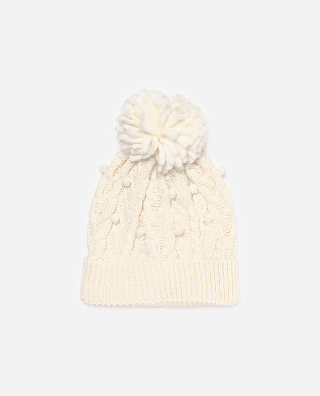 Producto Gorro de punto con Pompón