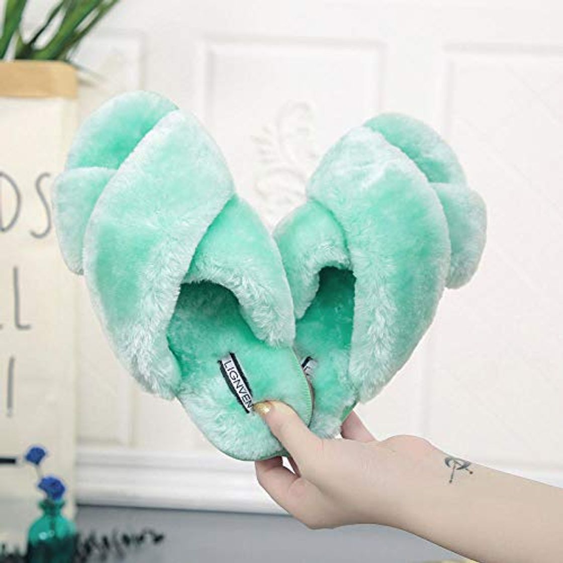 ENLAZY Warm and Non-Slip Cotton Plush Slippers Indoor and Outdoor Slip-Resistant Plush