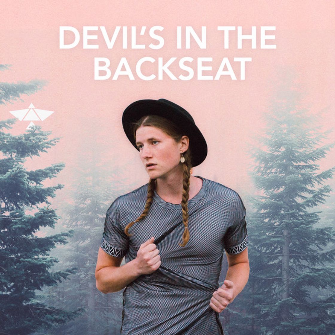 Canción Devil's in the Backseat