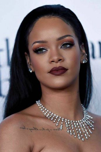 make rihanna vma