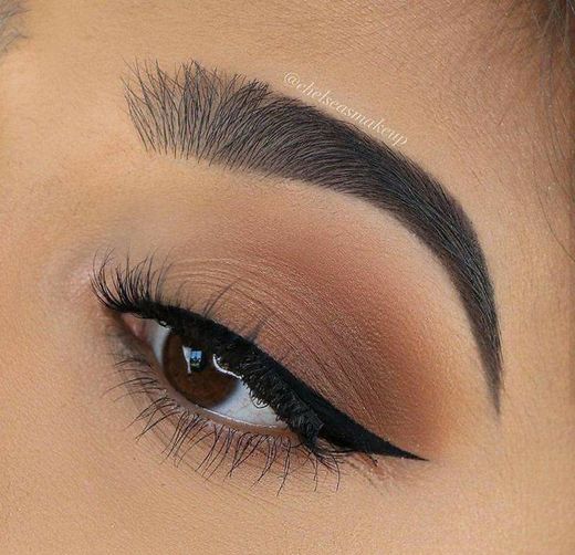 make simples com delineado