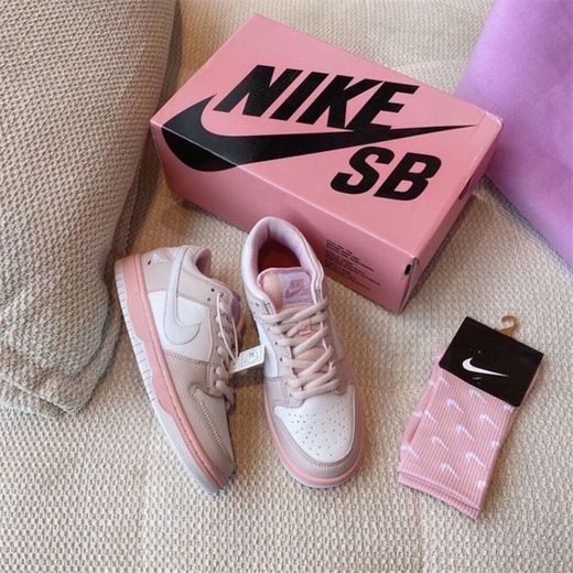 Nike rosa