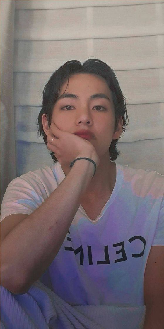 Moda kim taehyung - taehyung/V