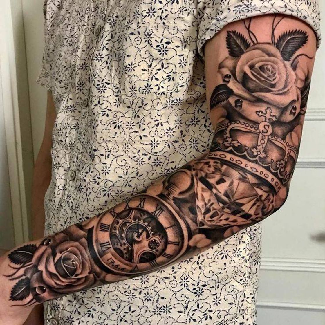 Social Tattoo masculina relógio
