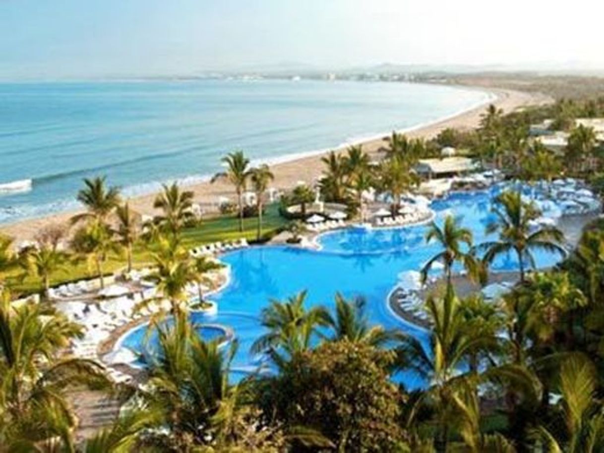 Lugar Pueblo Bonito Emerald Bay Resort & Spa