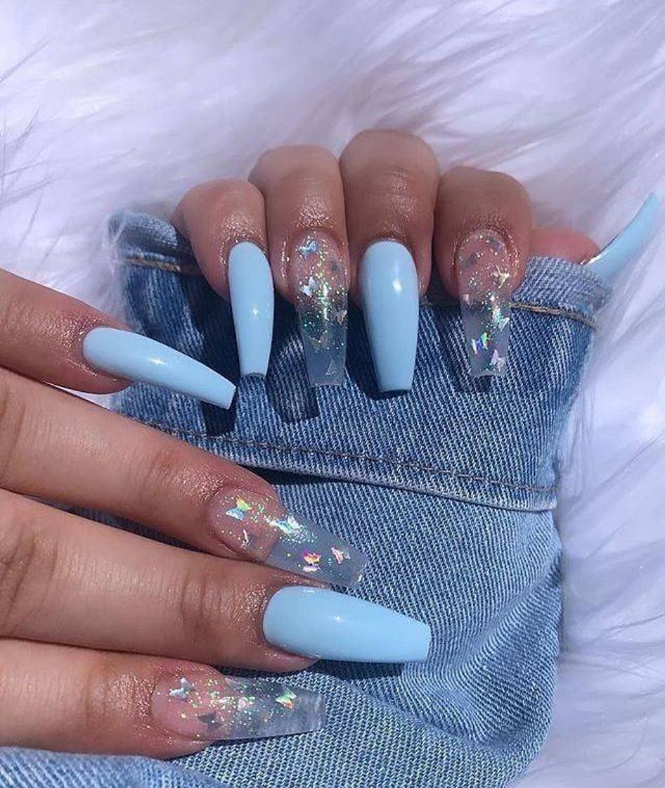 Moda unhas aesthetic 💙